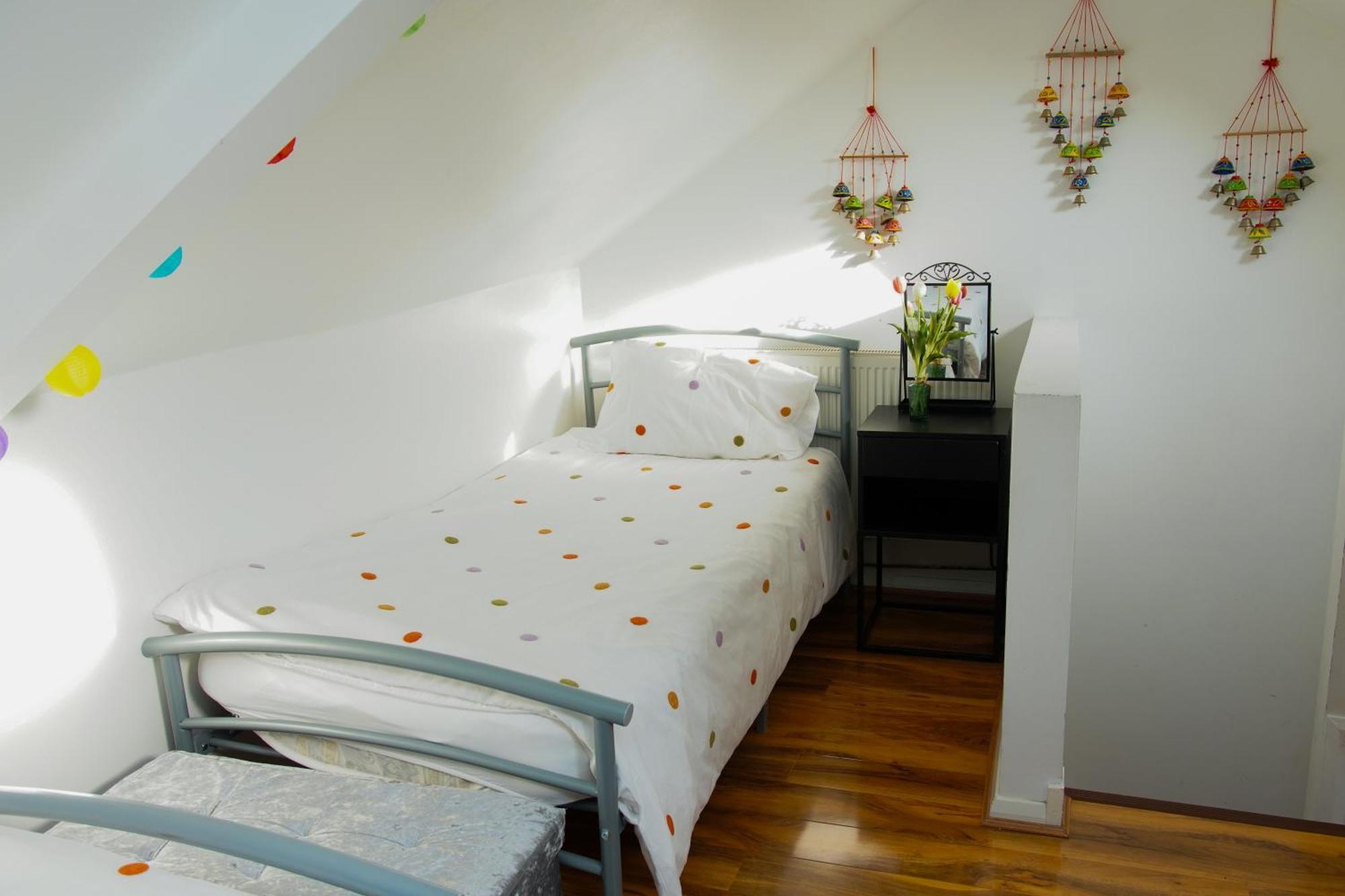 5 Bedroom House Near Cardiff City. Экстерьер фото