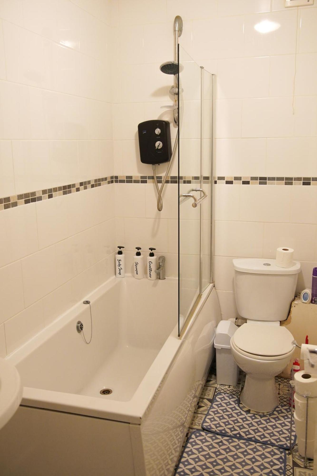 5 Bedroom House Near Cardiff City. Экстерьер фото